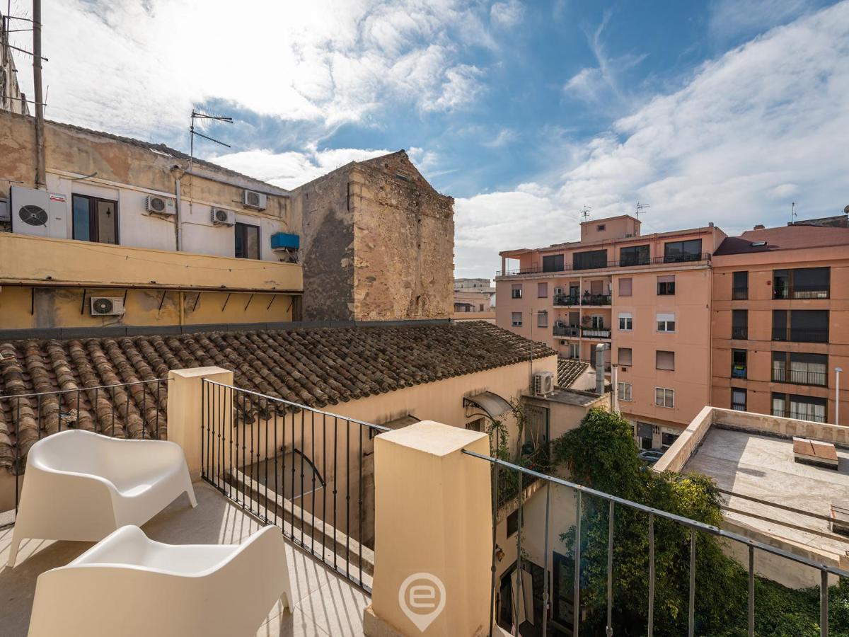 Luisa Apartment Cagliari Exteriör bild