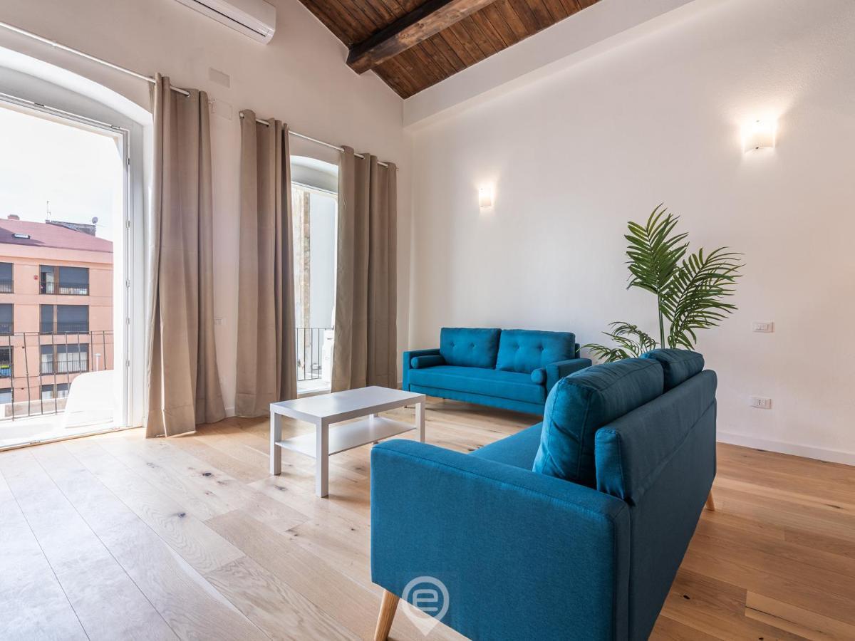 Luisa Apartment Cagliari Exteriör bild